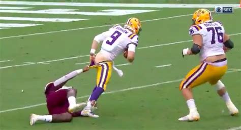 joe burrows naked|LSU QB Joe Burrow Loses His Pants While Taking A Sack vs ...